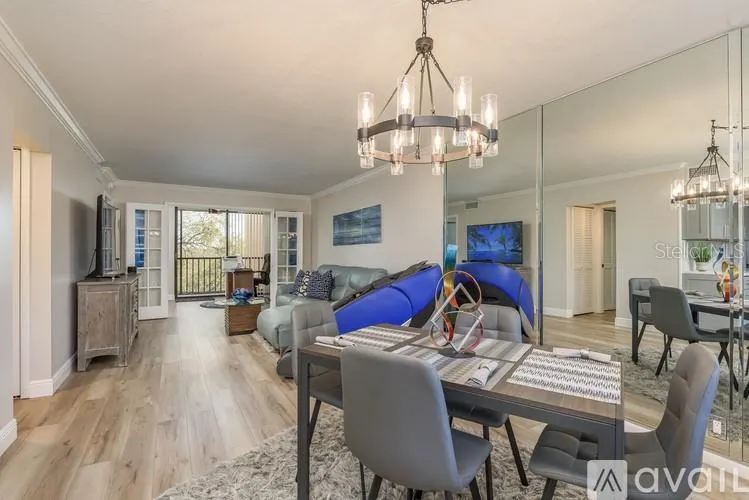 3062 EASTLAND BLVD #407, #407