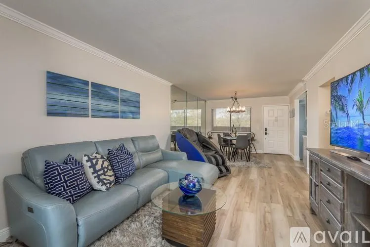 3062 EASTLAND BLVD #407, #407