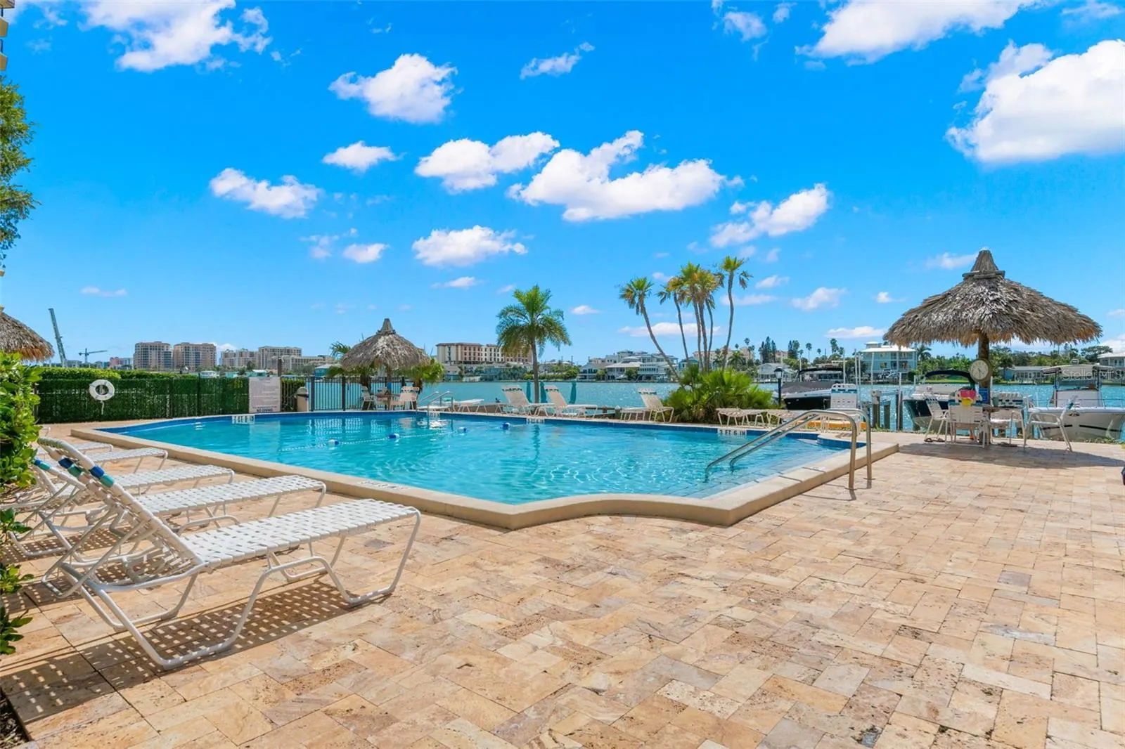 736 ISLAND WAY #604, #604
