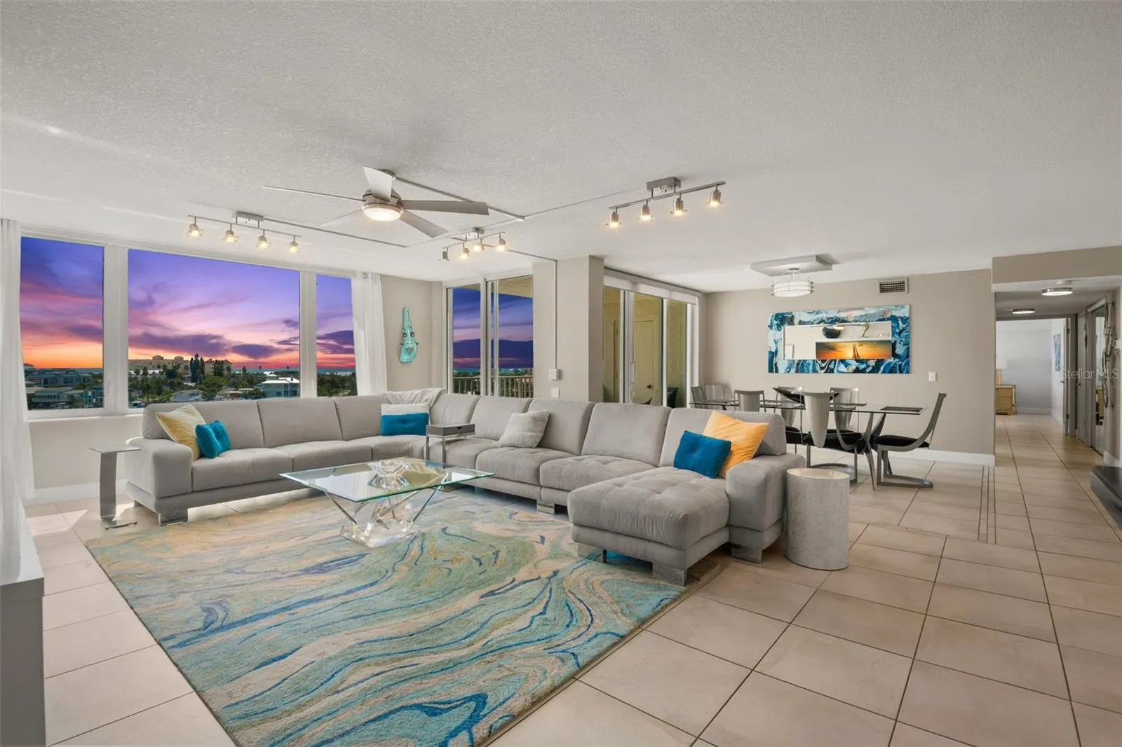 736 ISLAND WAY #604, #604