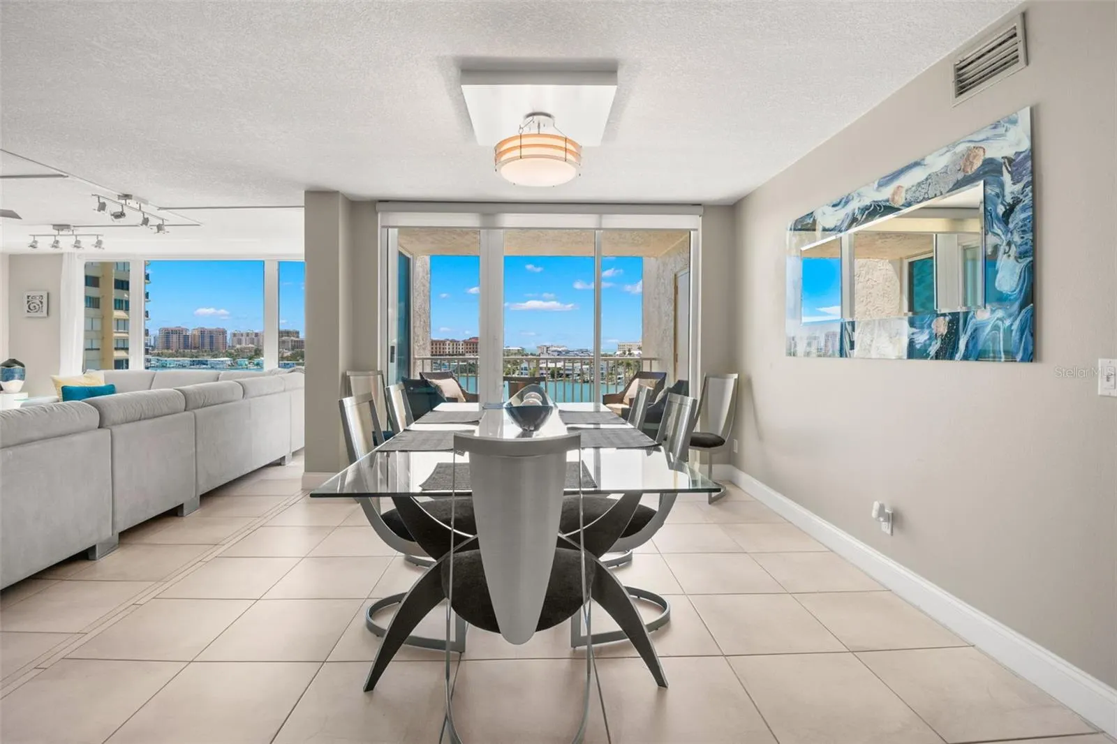736 ISLAND WAY #604, #604
