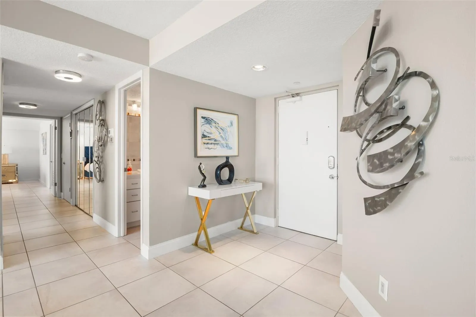 736 ISLAND WAY #604, #604