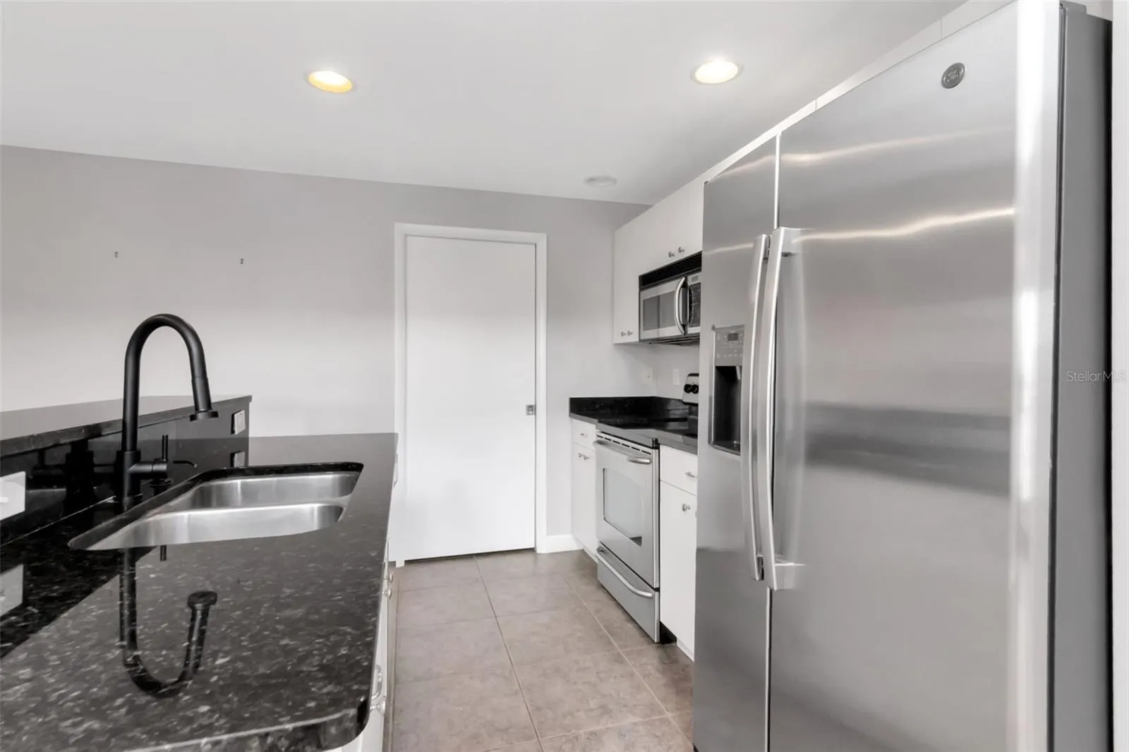 1621 E 4TH AVE #202, #202