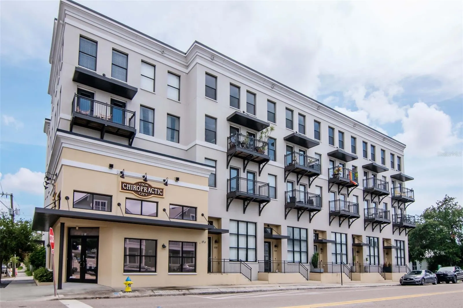 1621 E 4TH AVE #202, #202