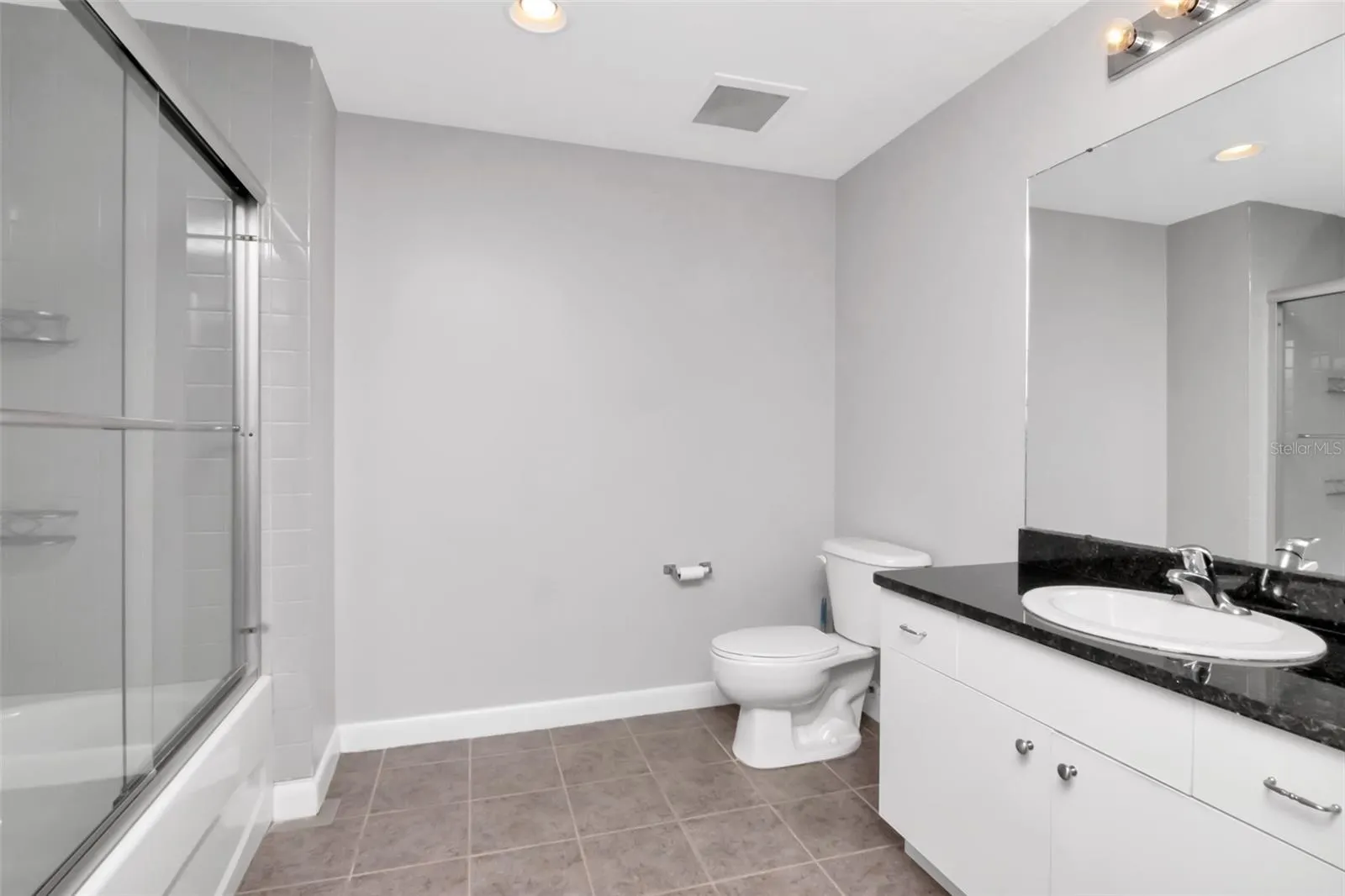 1621 E 4TH AVE #202, #202