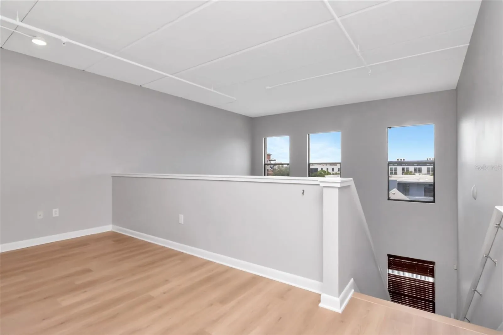 1621 E 4TH AVE #202, #202