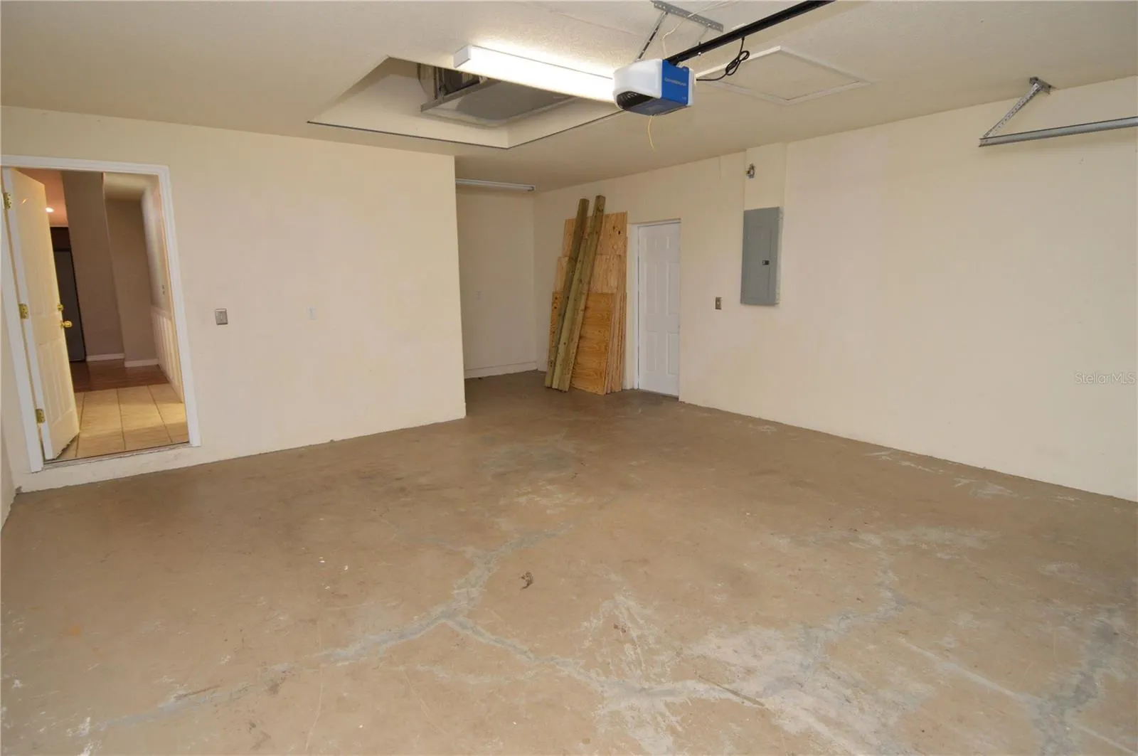 10248 107TH AVE N
