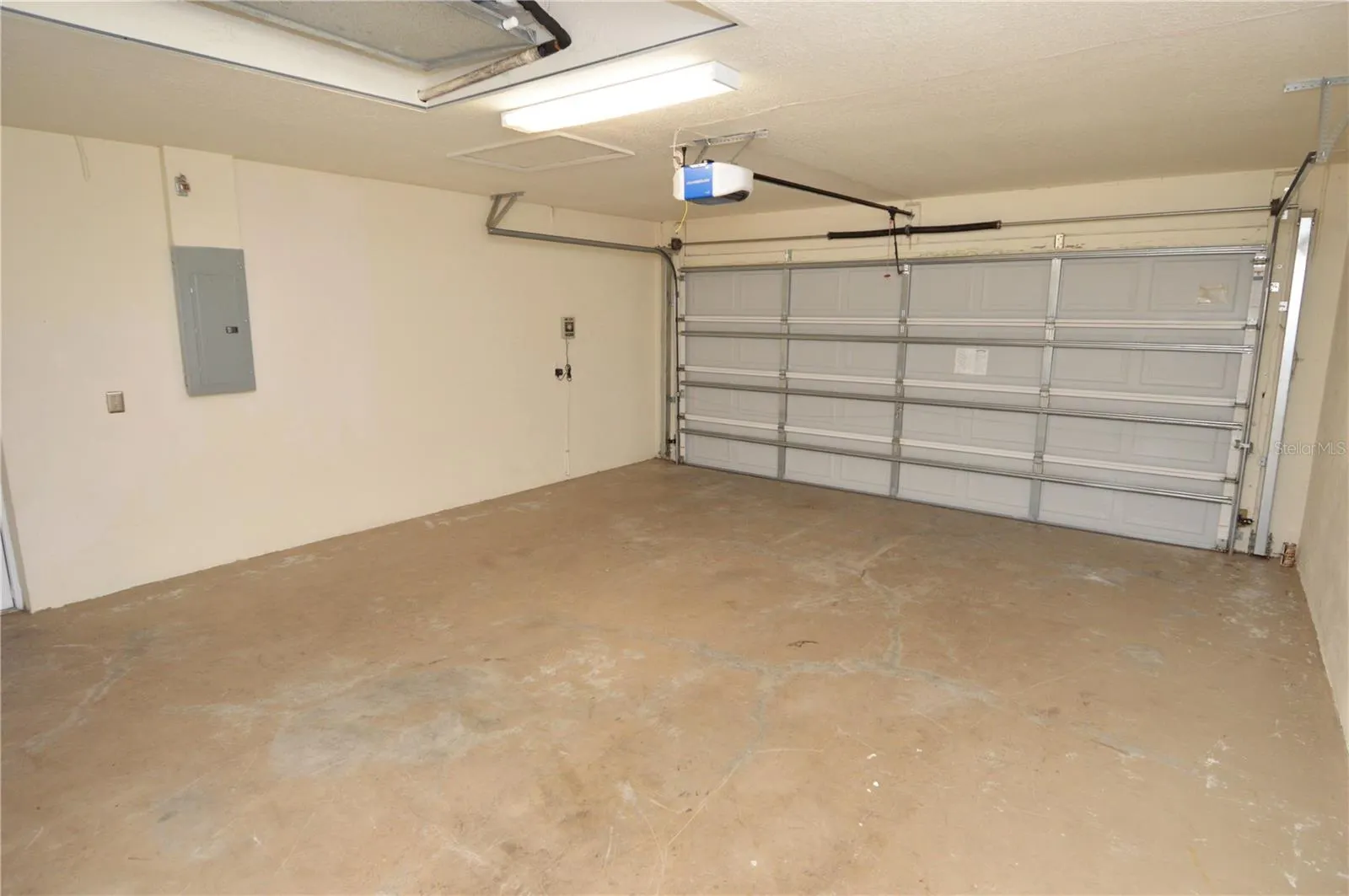 10248 107TH AVE N