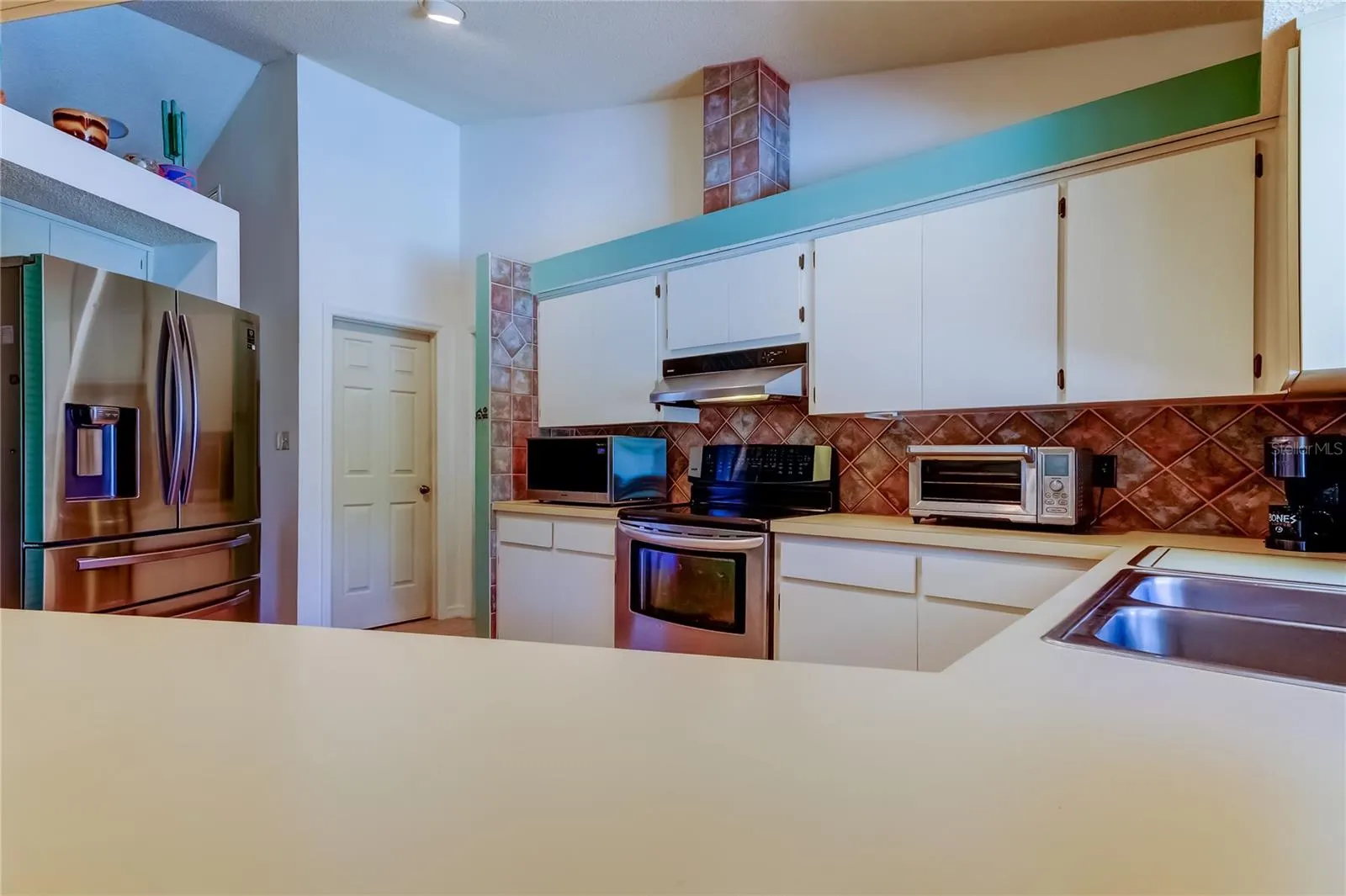 1490 CASCADE COURT
