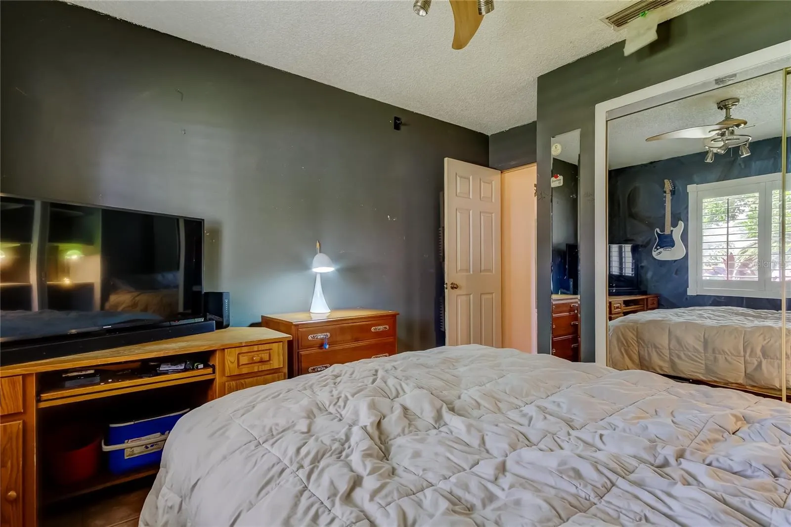 1490 CASCADE COURT