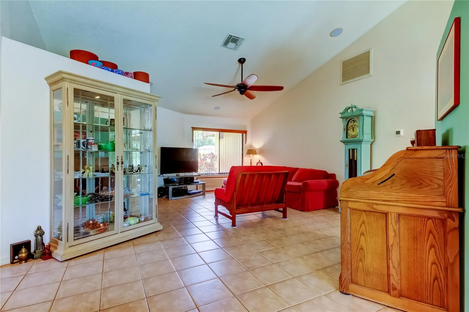 1490 CASCADE COURT