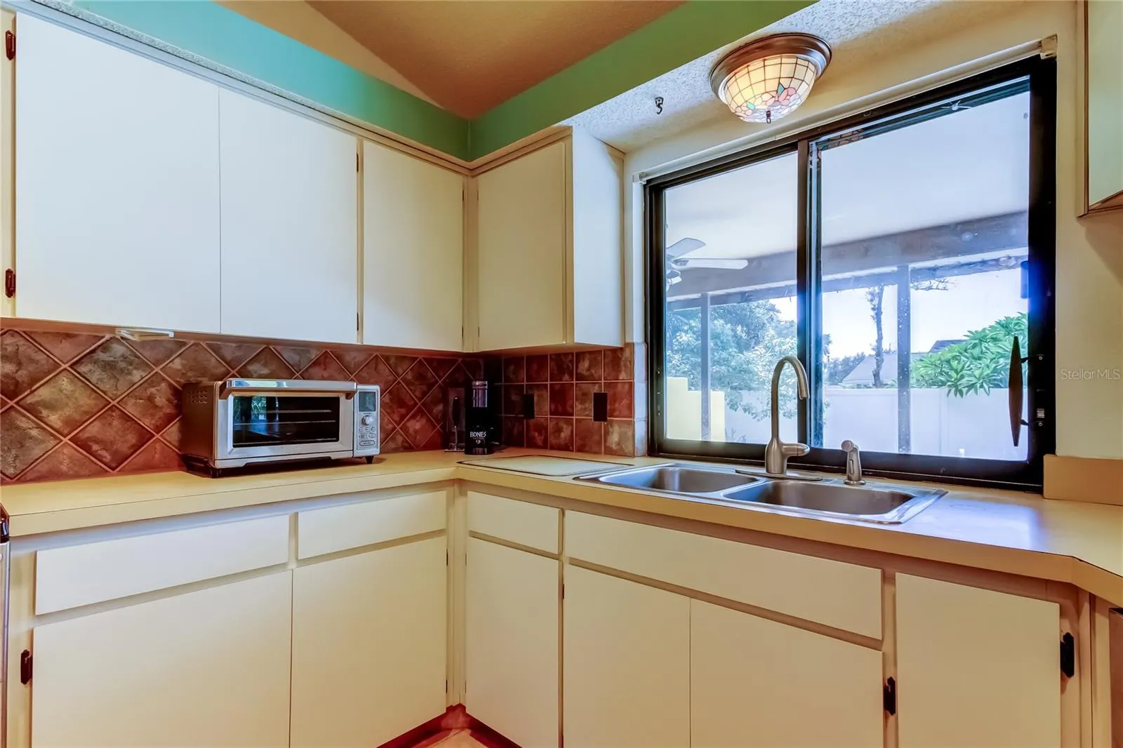 1490 CASCADE COURT