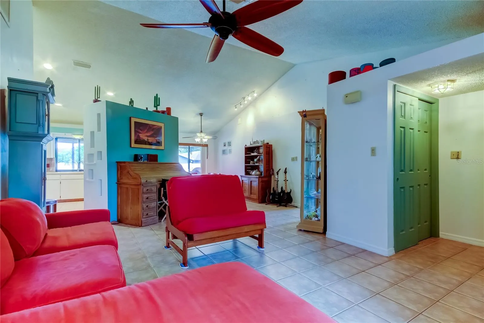 1490 CASCADE COURT