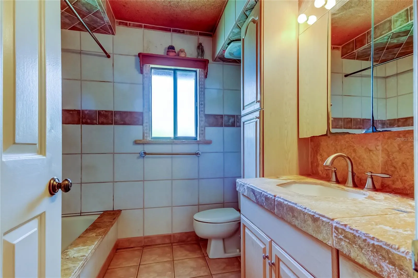 1490 CASCADE COURT