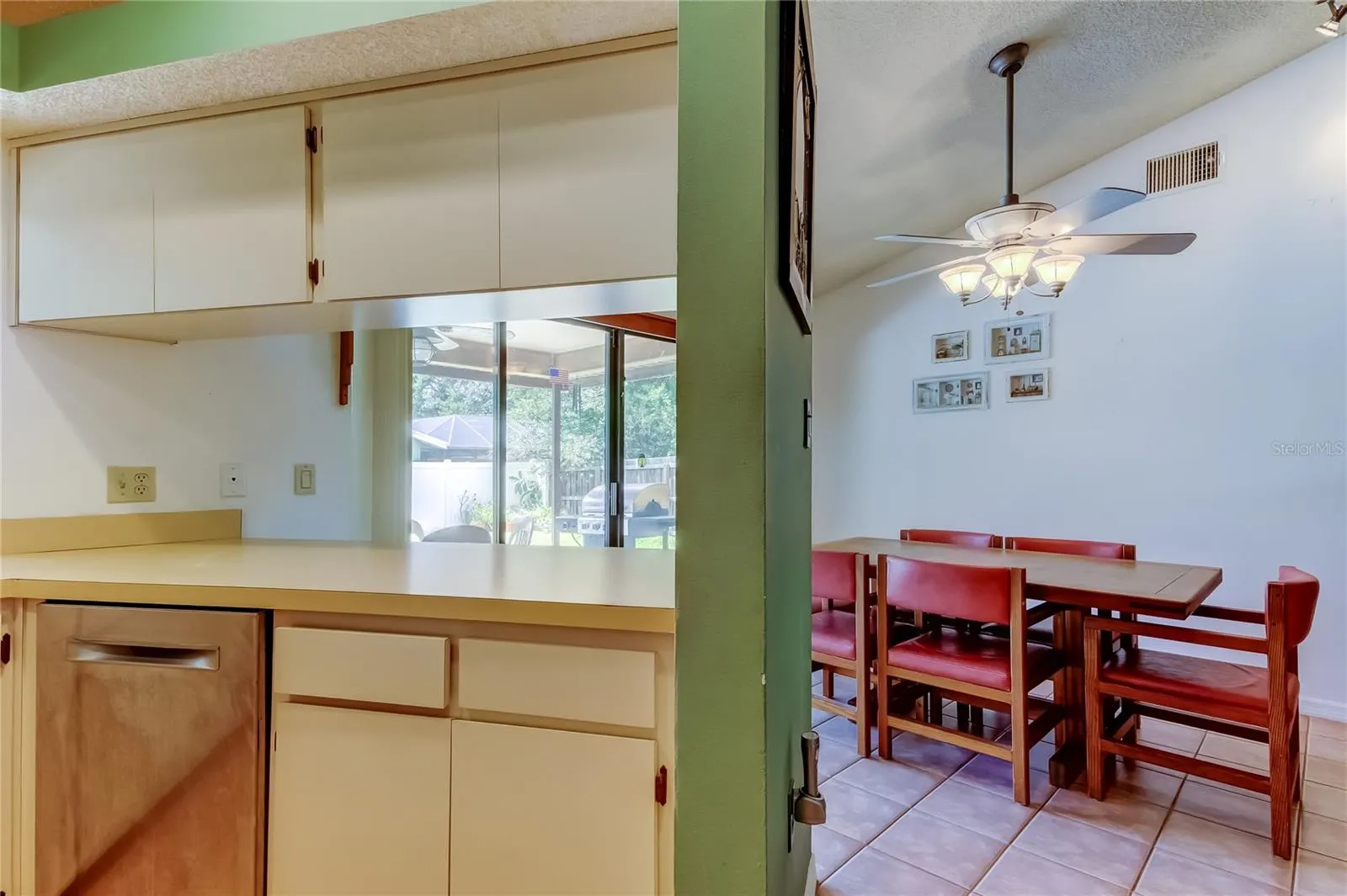 1490 CASCADE COURT