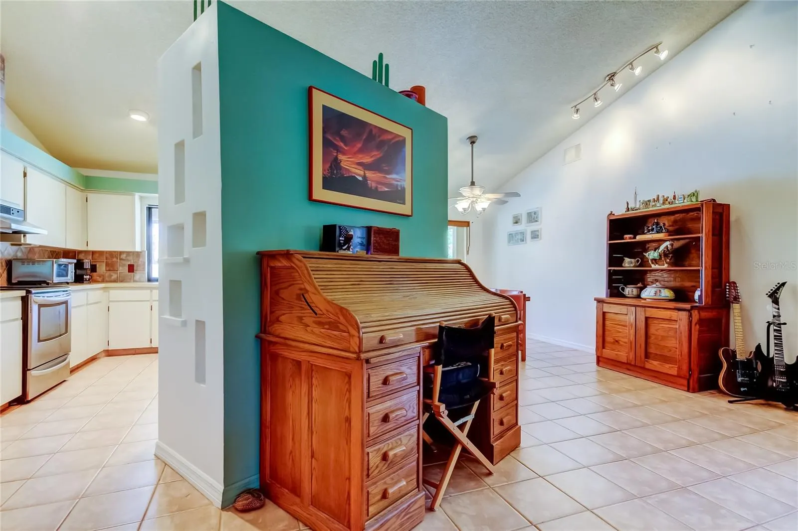 1490 CASCADE COURT