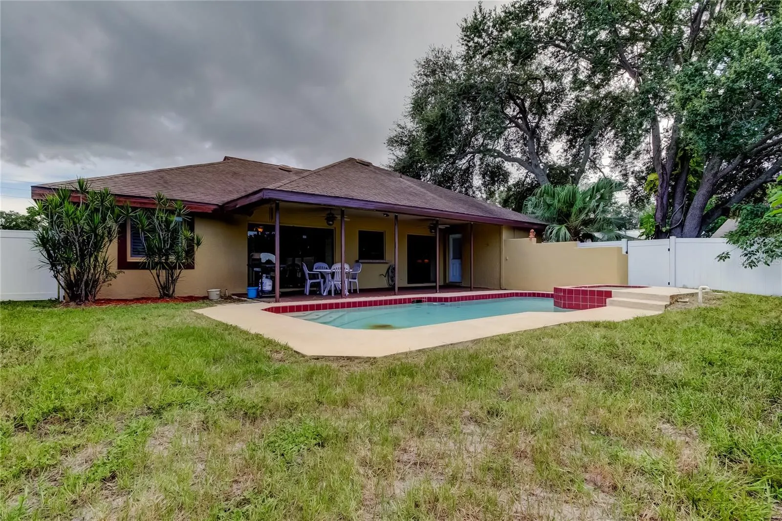 1490 CASCADE COURT