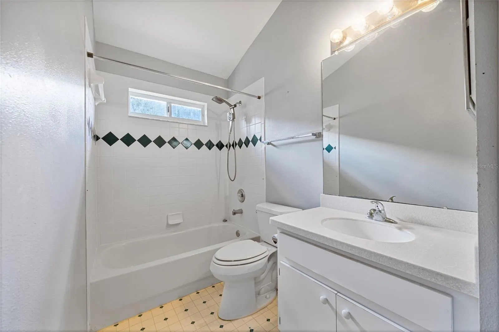 3022 BEAVER POND TRL