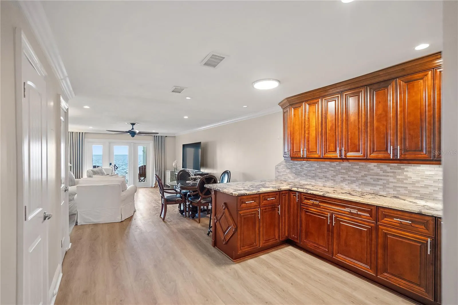 4974 COQUINA KEY DR SE