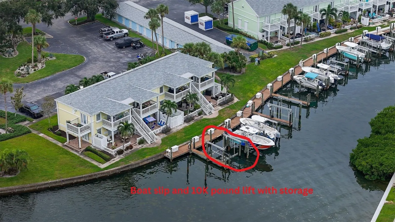 4974 COQUINA KEY DR SE