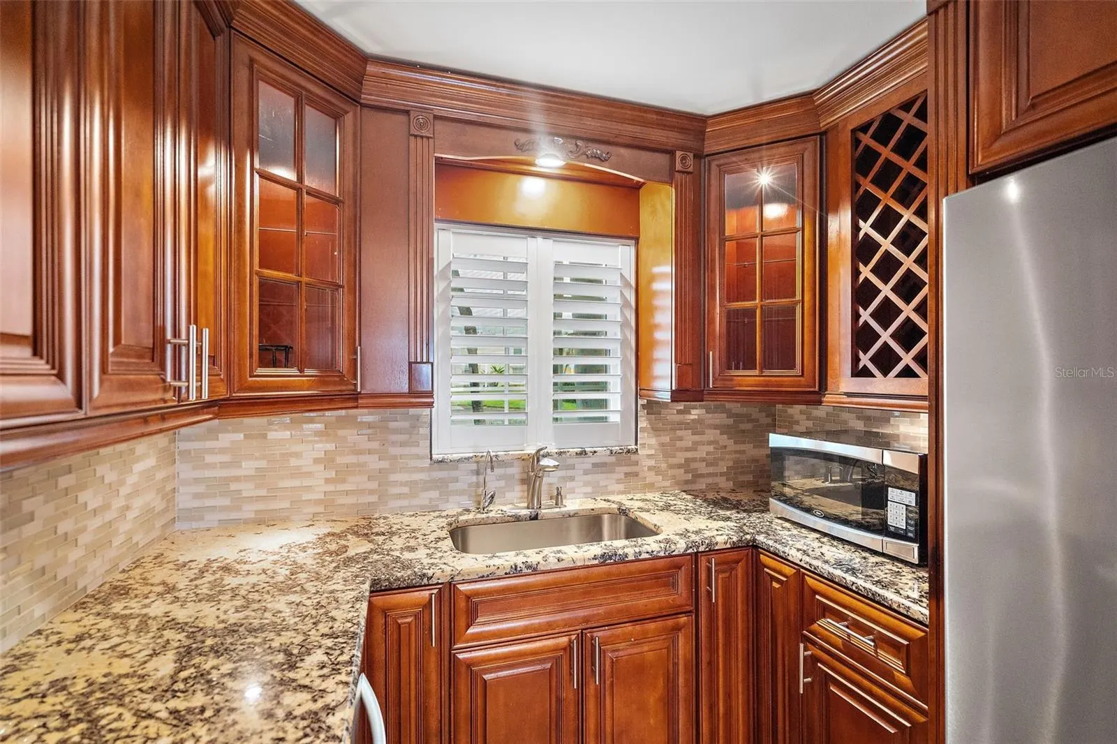 4974 COQUINA KEY DR SE