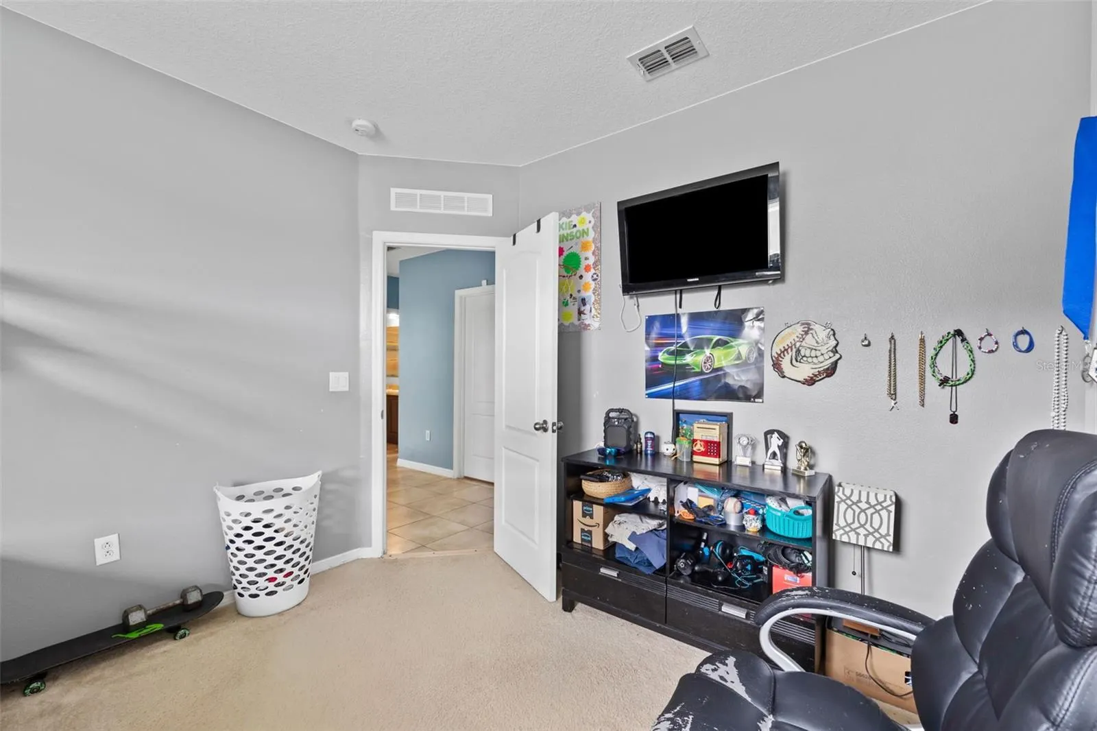3312 LYNROCK AVE