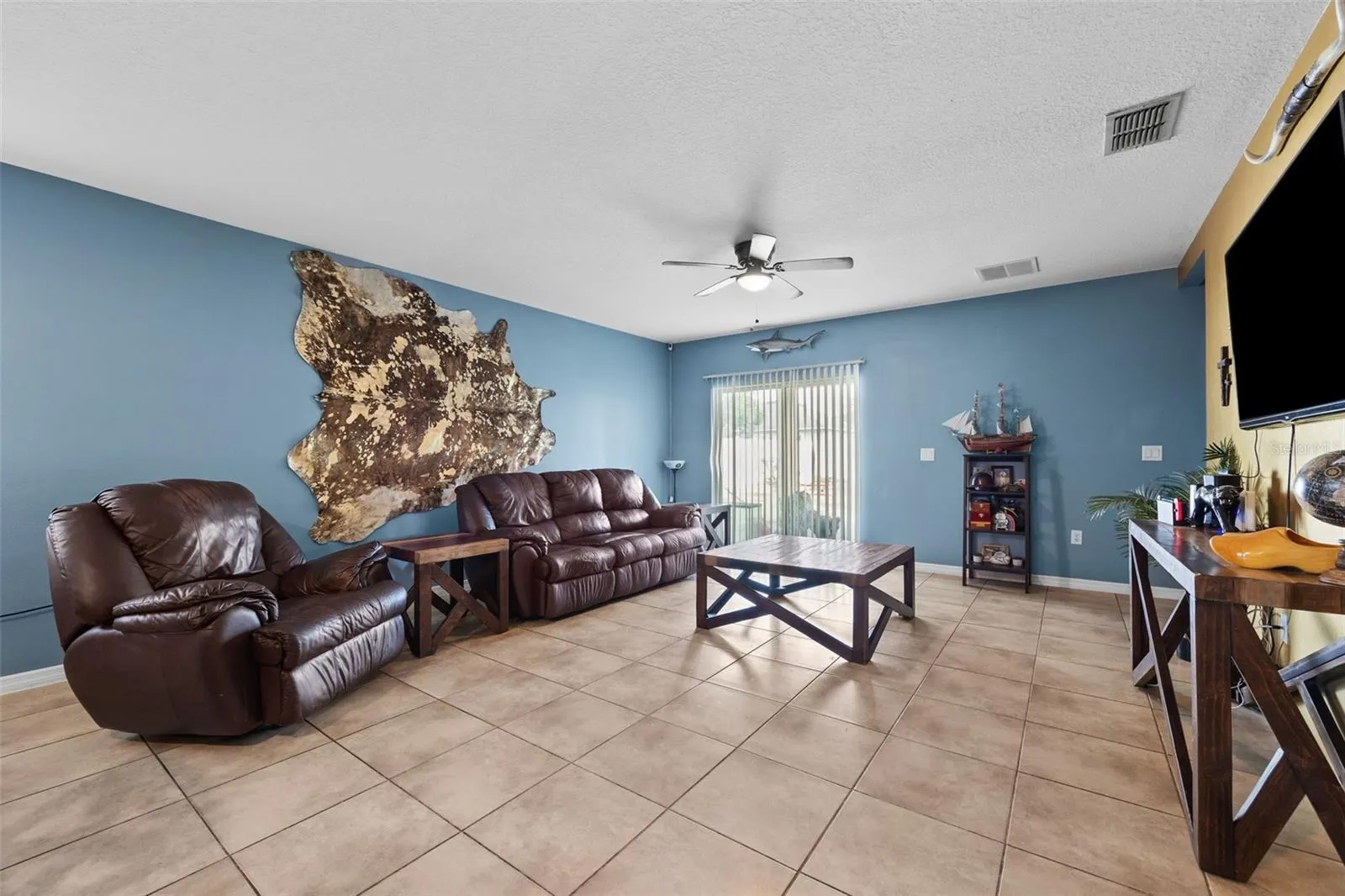 3312 LYNROCK AVE