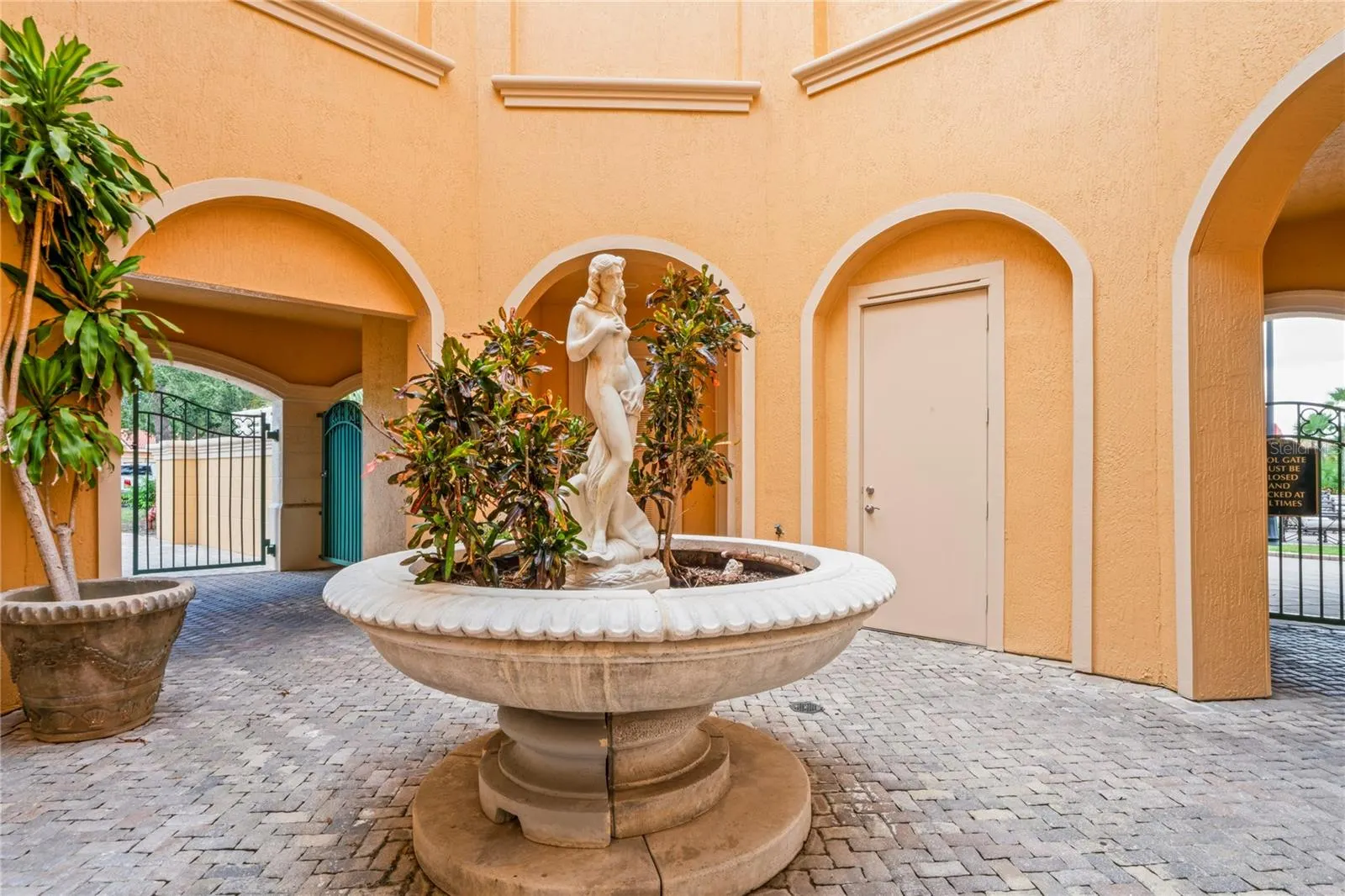 2709 VIA CIPRIANI #515A, #515A