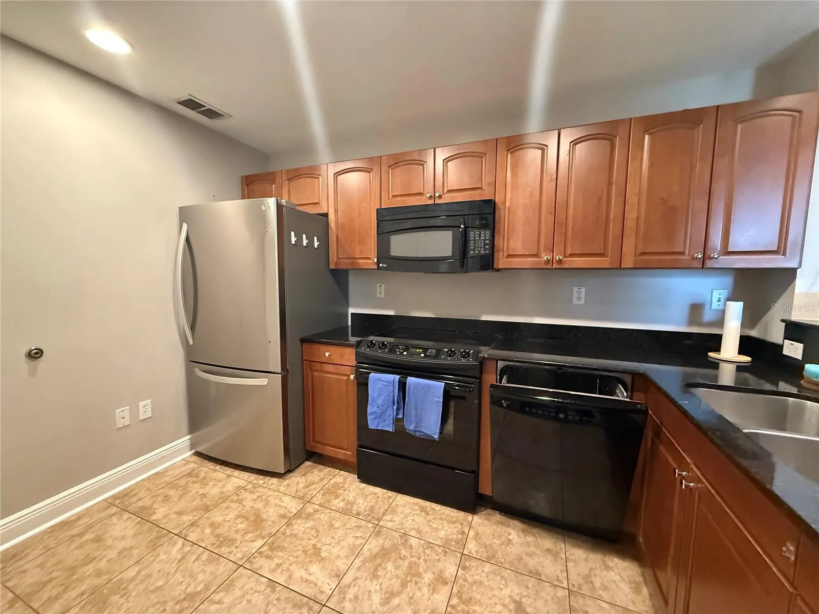 628 CLEVELAND ST #612, #612