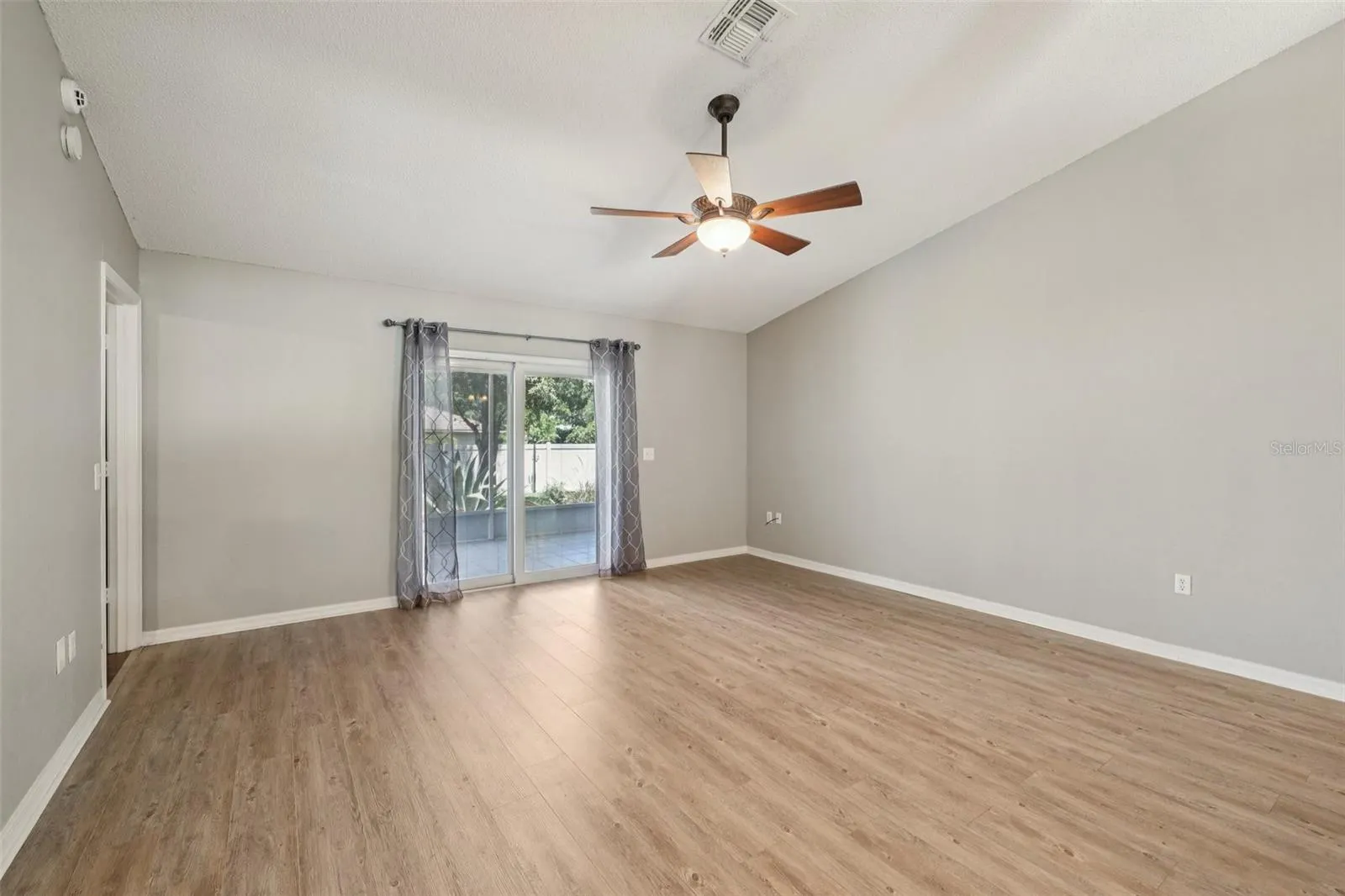 2851 TIMBERCREST PL