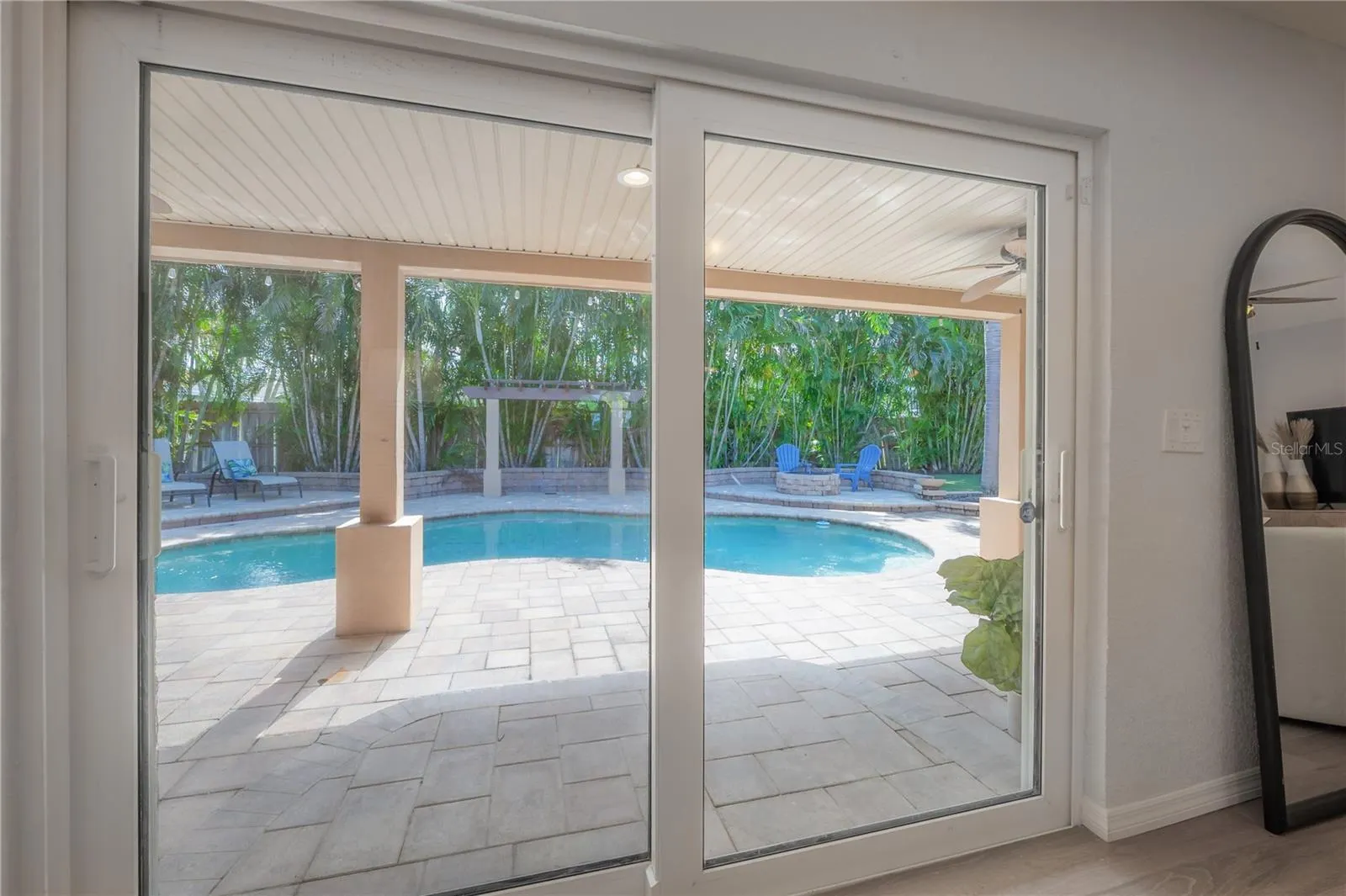3935 W EDEN ROC CIR