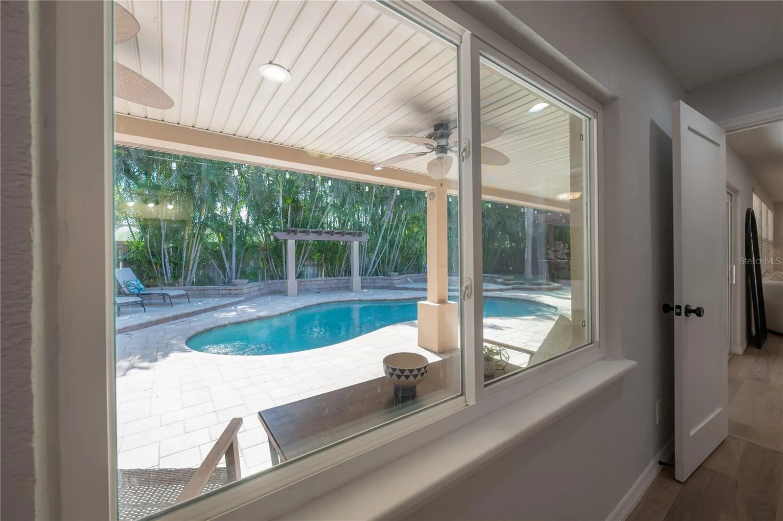 3935 W EDEN ROC CIR