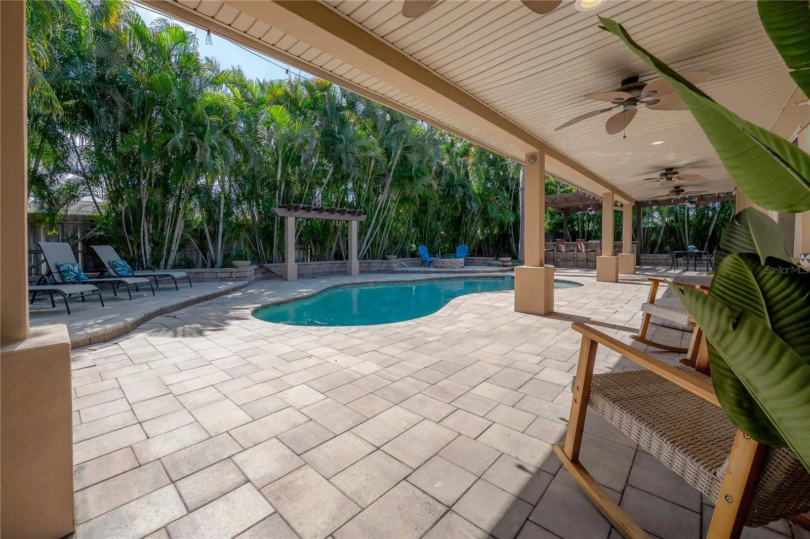3935 W EDEN ROC CIR