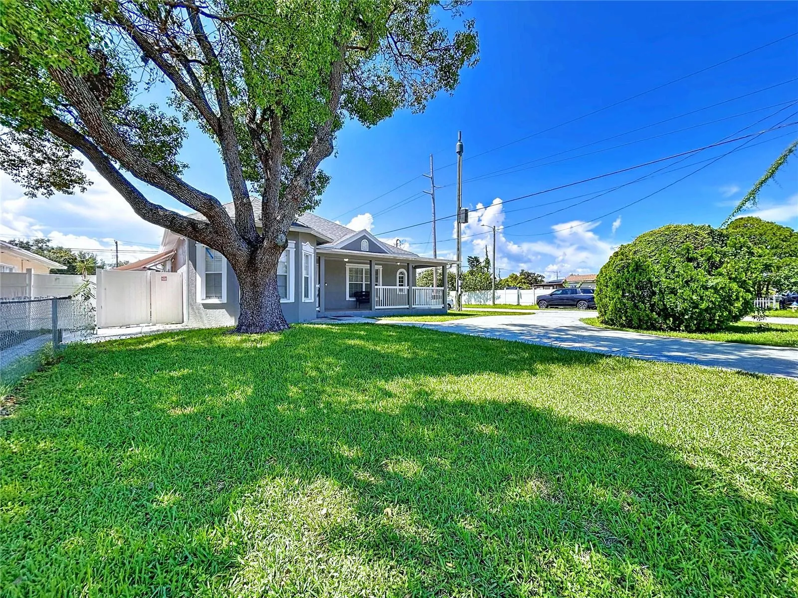 3324 W ABDELLA ST