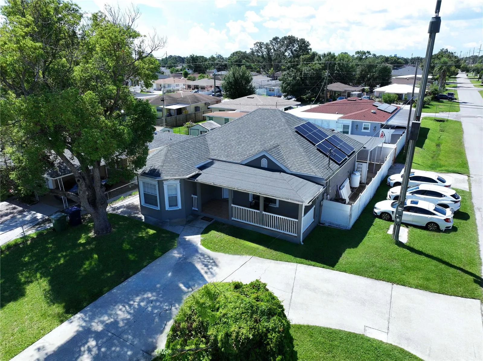 3324 W ABDELLA ST
