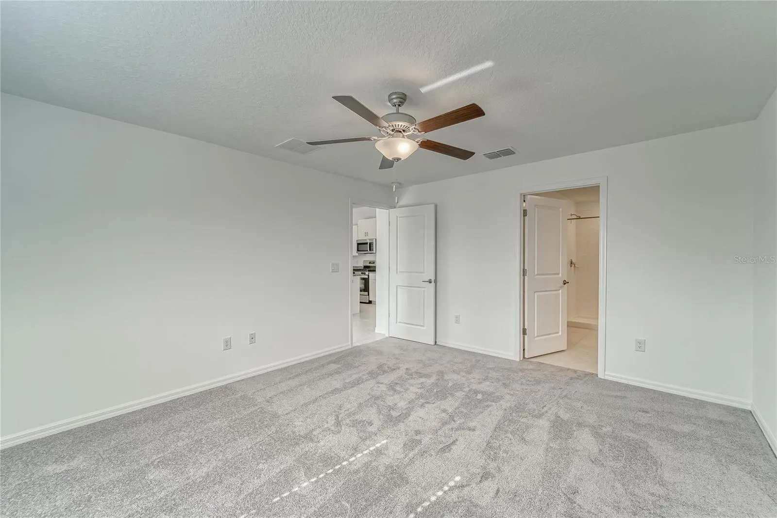 10245 SHADY PRESERVE DR