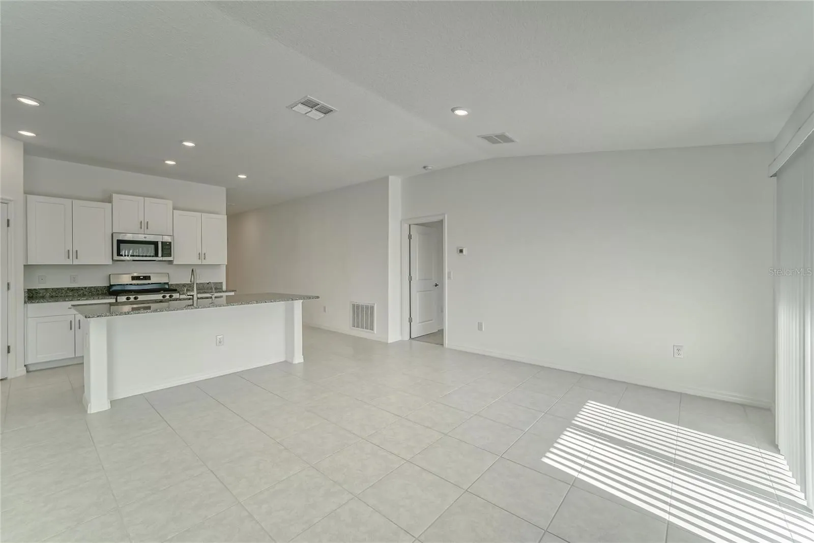 10245 SHADY PRESERVE DR