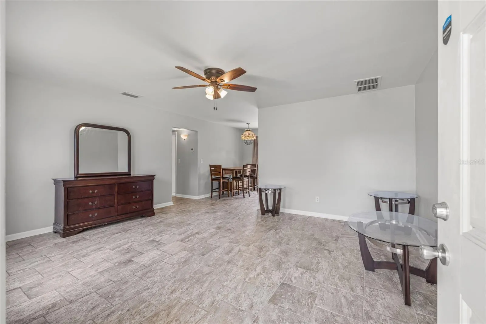 3252 21ST PL SW