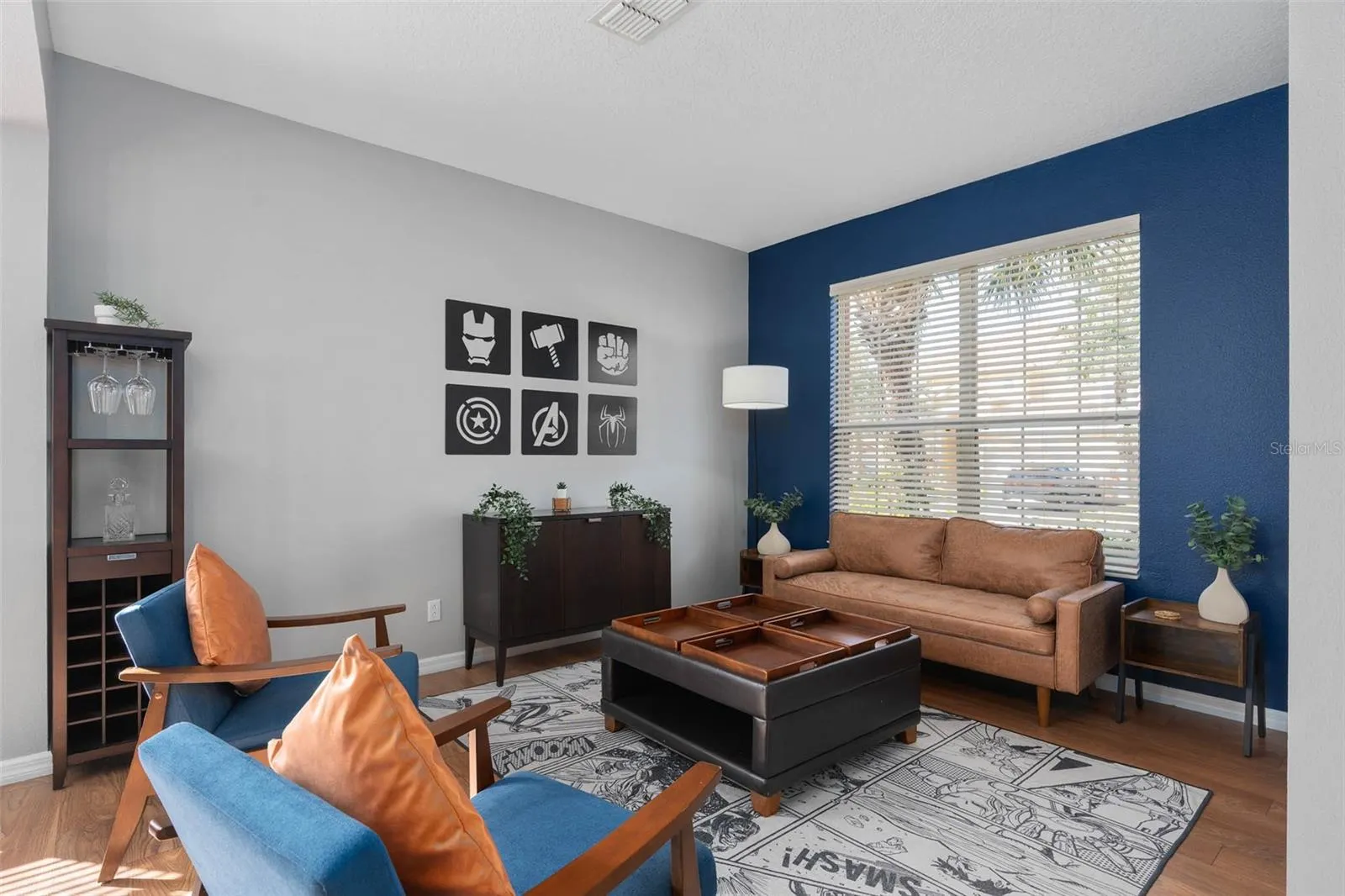 248 CARRERA AVE
