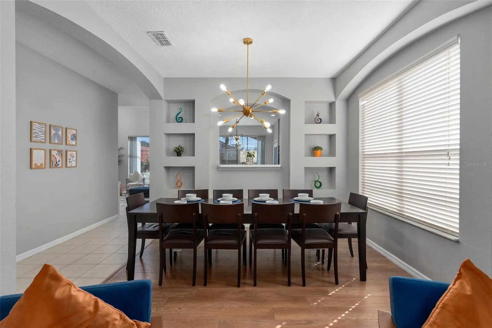 248 CARRERA AVE