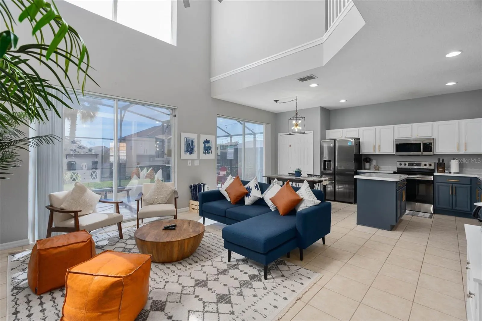 248 CARRERA AVE