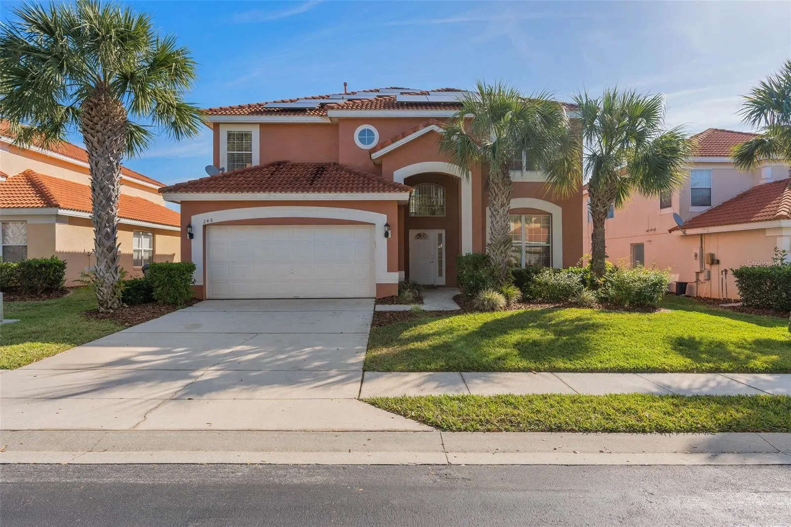 248 CARRERA AVE