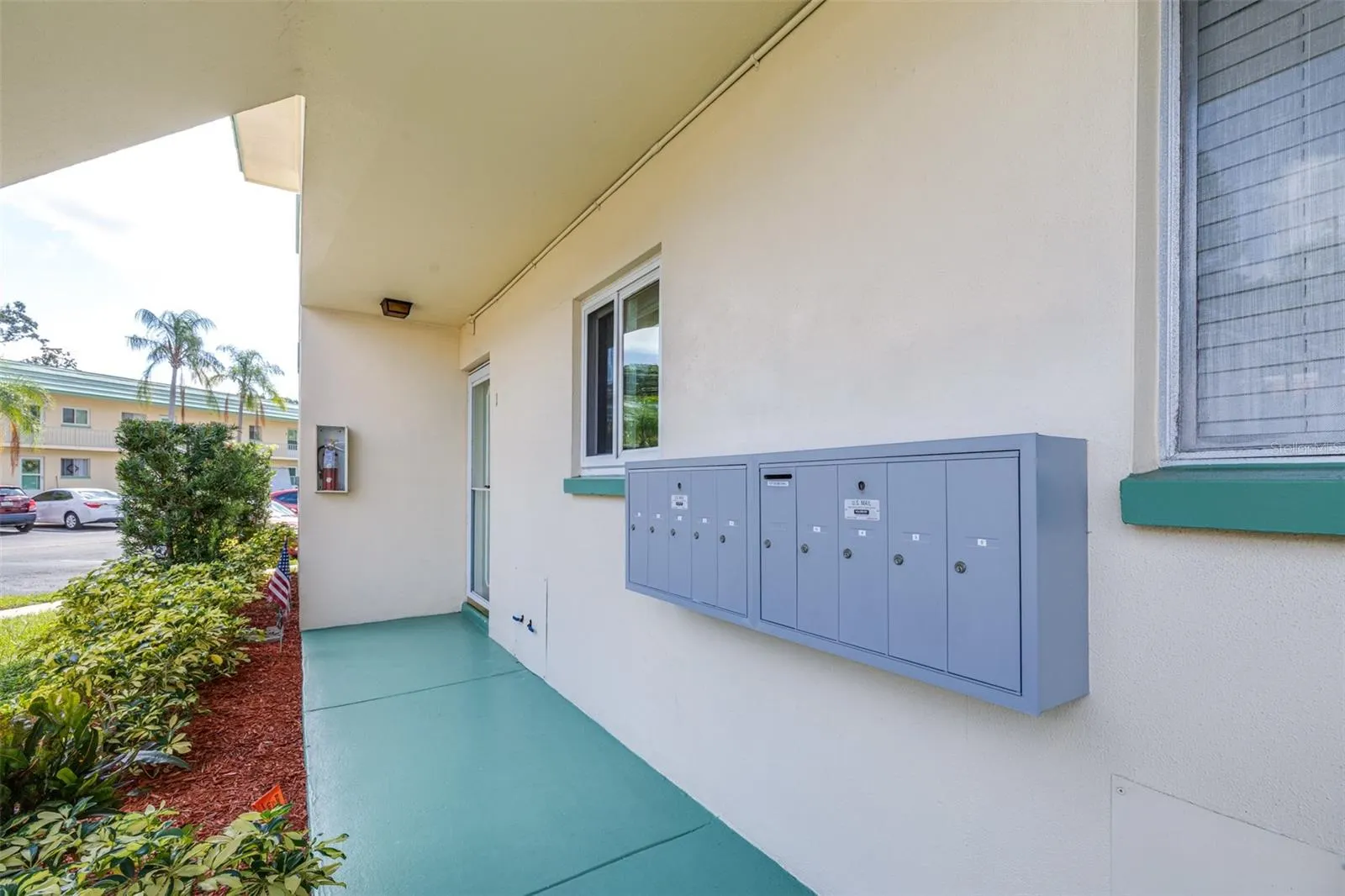 2001 GREENBRIAR BLVD #1, #1