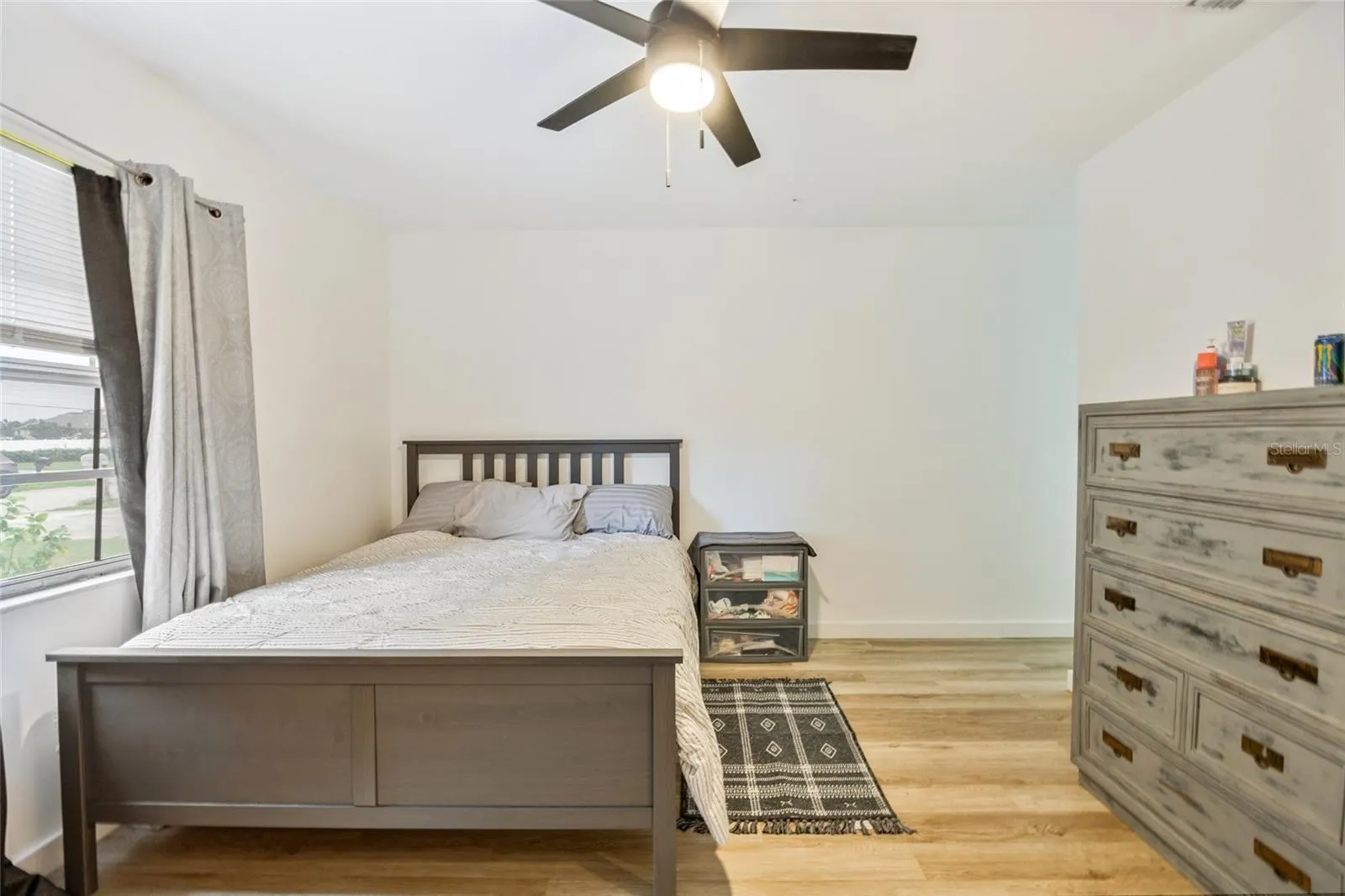 1005 SHANGRI LA DR
