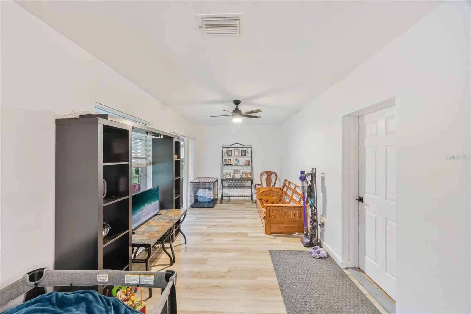 1005 SHANGRI LA DR