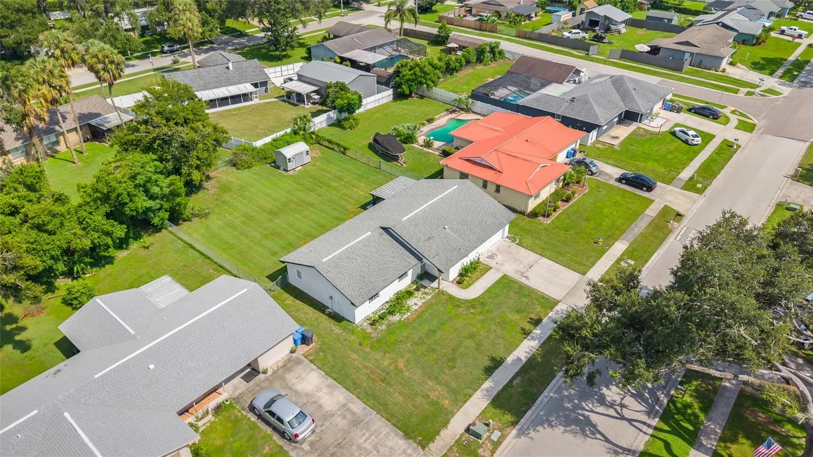 1005 SHANGRI LA DR