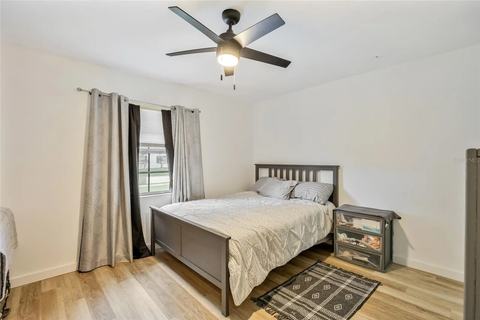 1005 SHANGRI LA DR