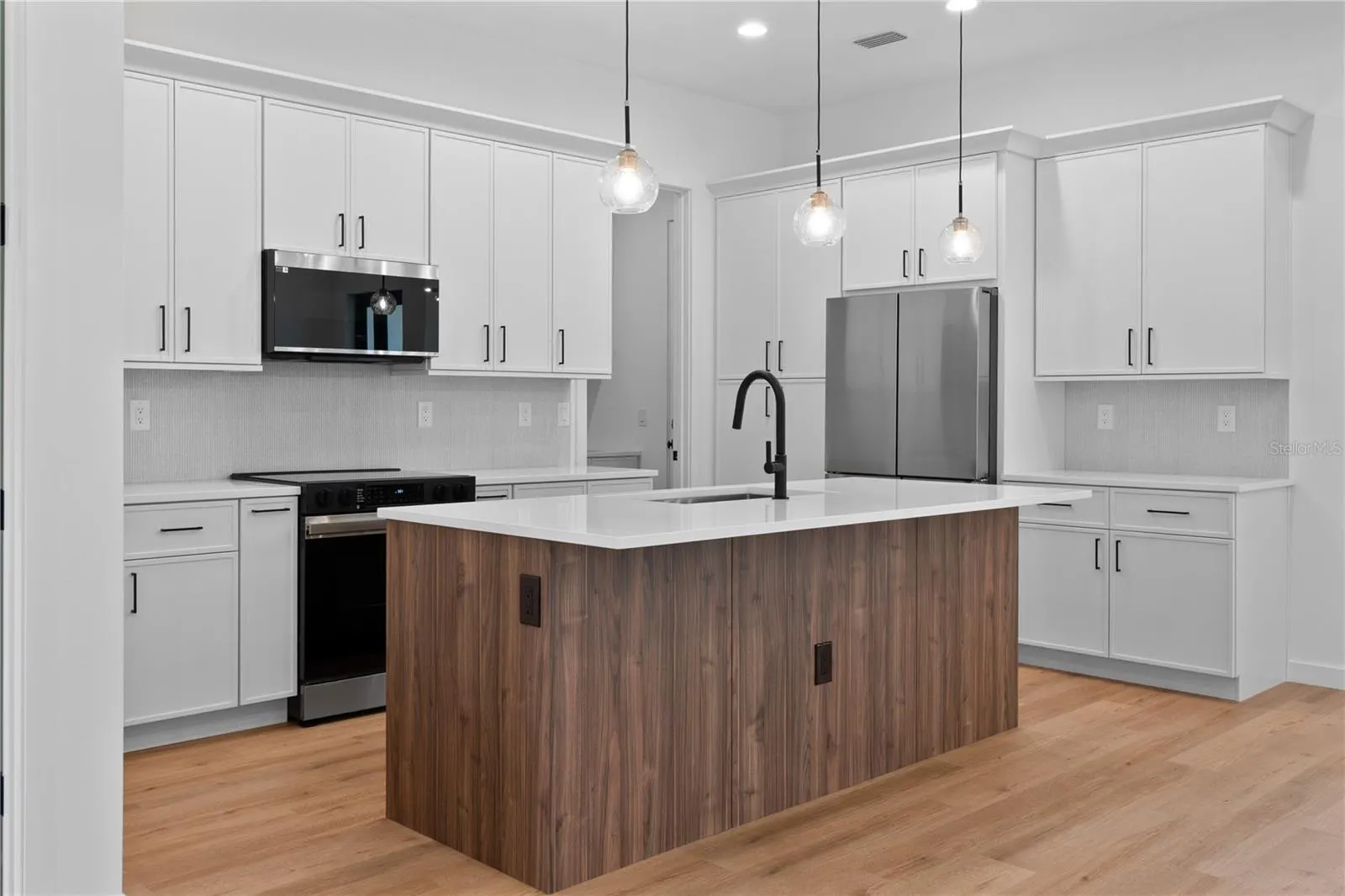 1962 NAMATKA AVE