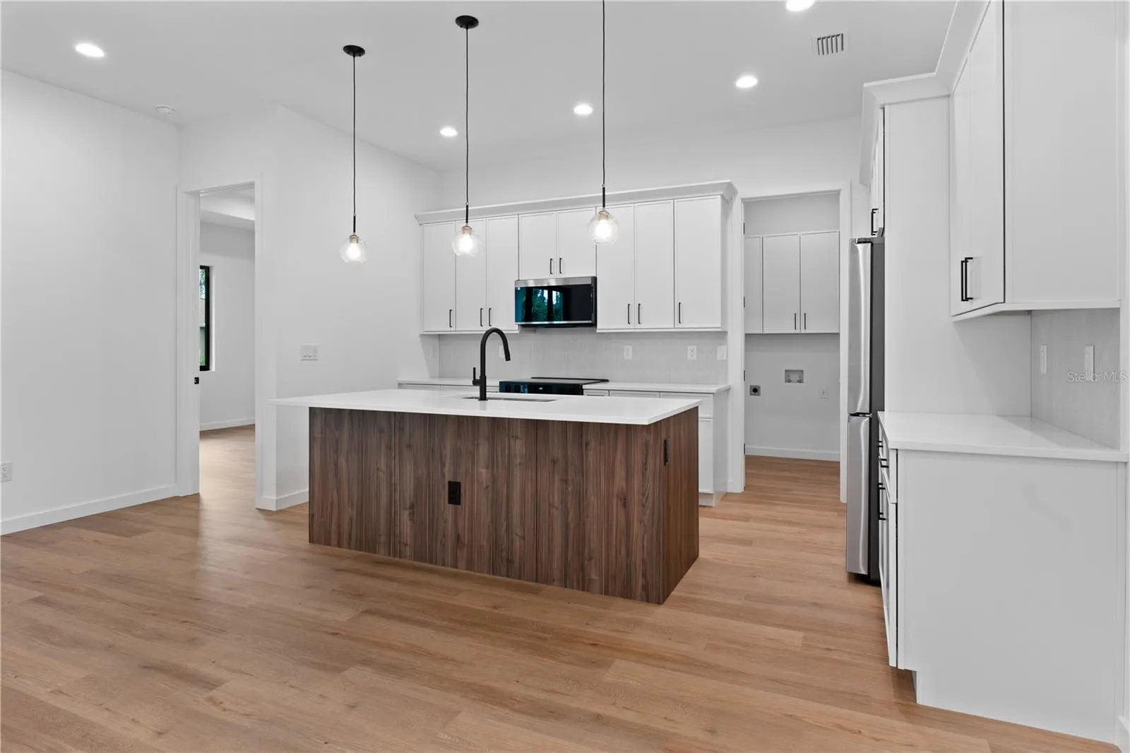 1962 NAMATKA AVE