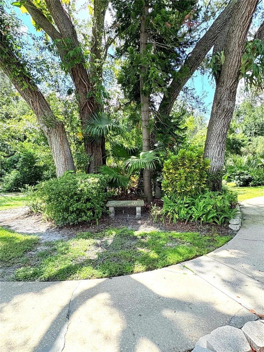 851 CREEKWAY CT